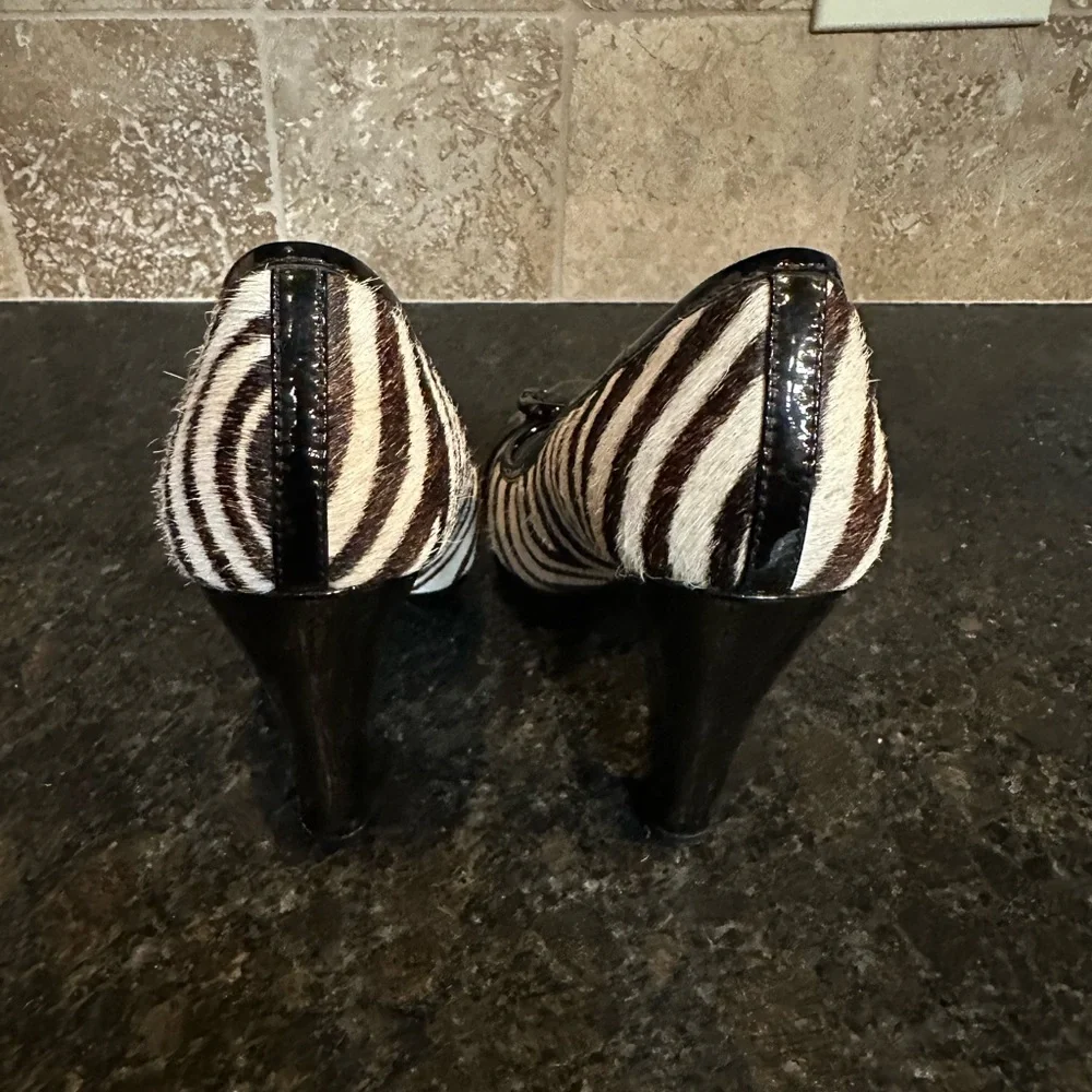 Isola Zebra Print Peep Toe Heels with Black Accents - Picture 3 of 6